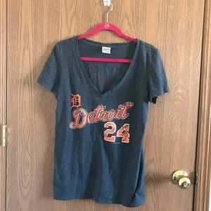 MLB Detroit Tigers V-neck T-shirt